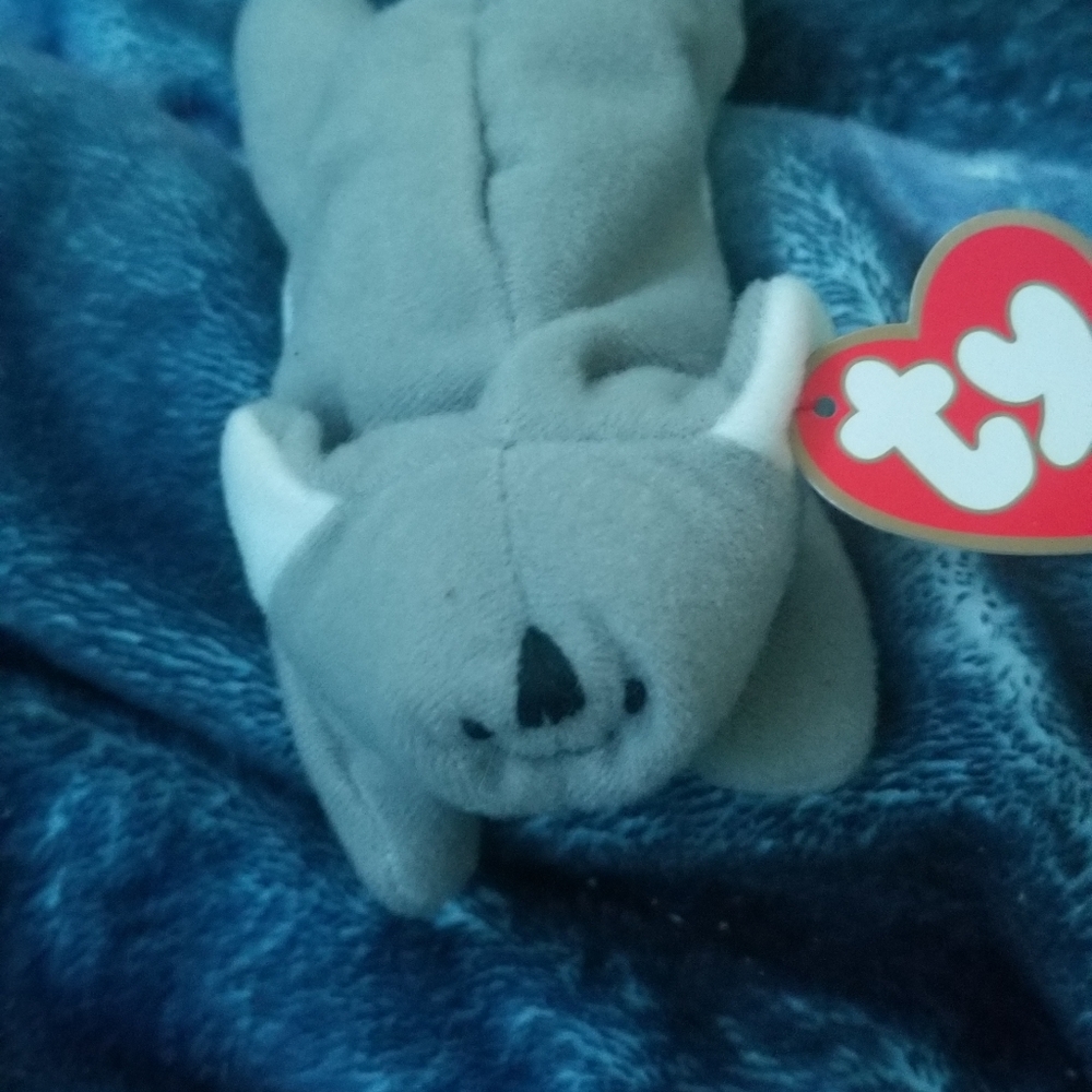 Mel teenie beanie baby